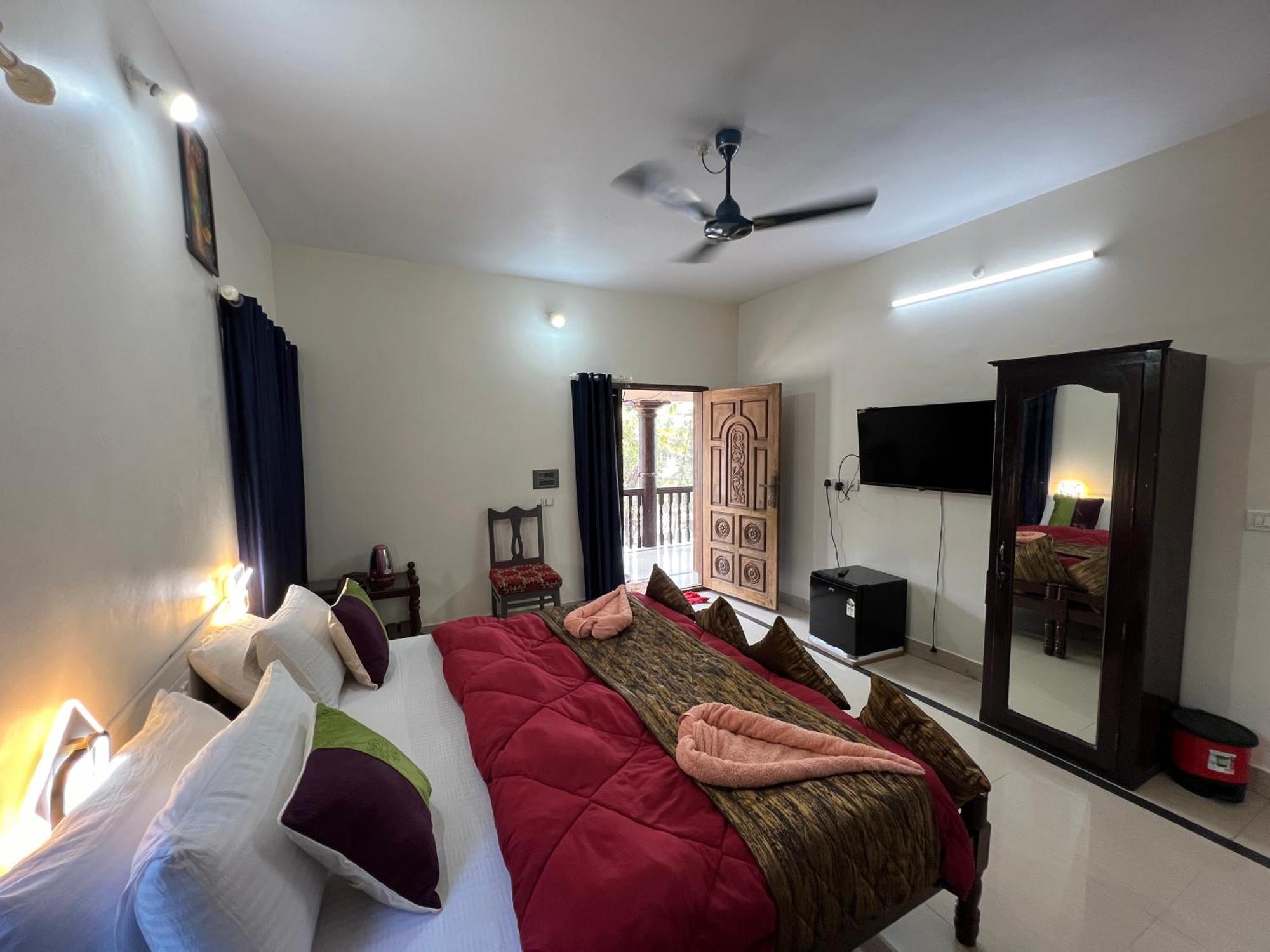 Mohans Ayurvedic Beach Resort Varkala Exterior foto